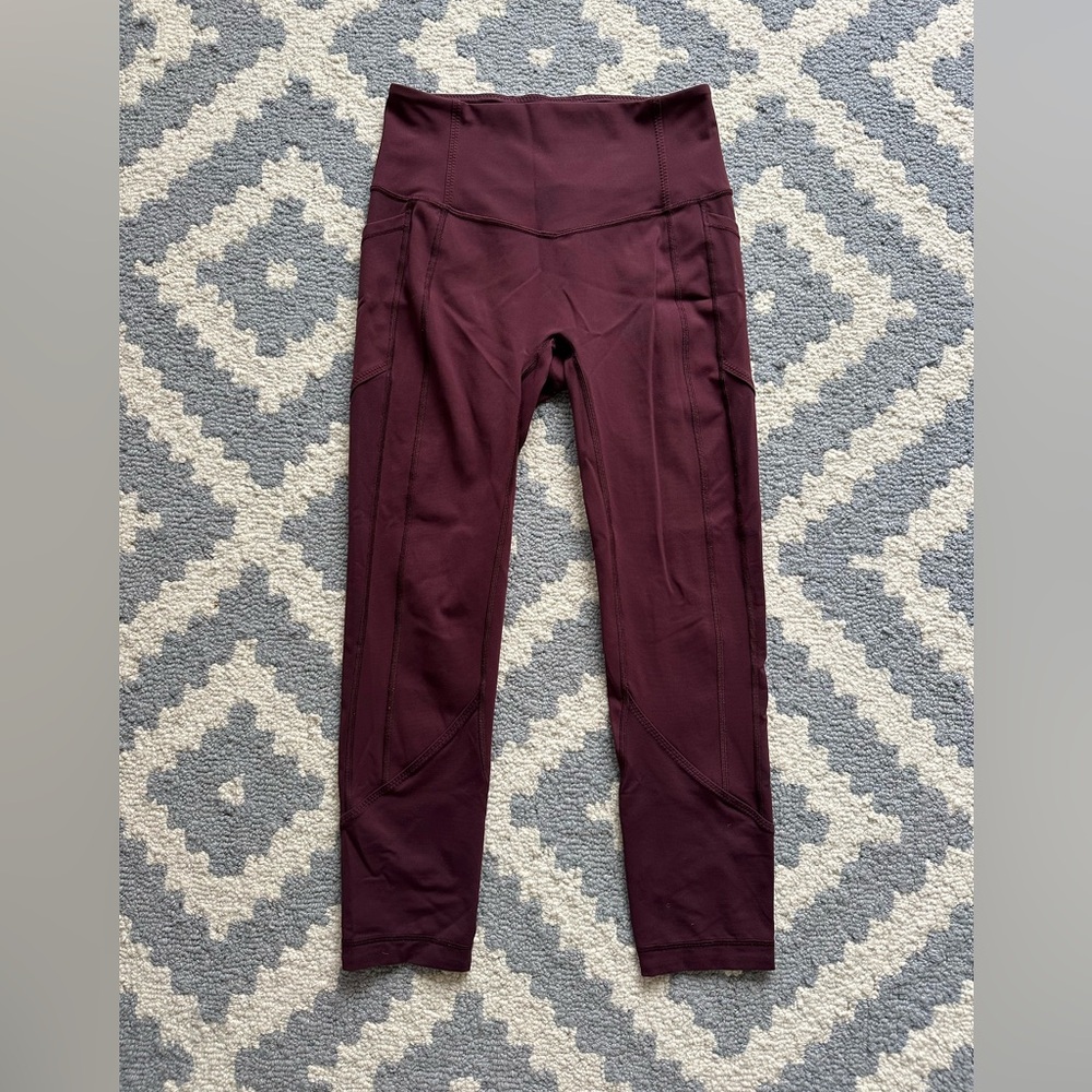 EUC Lululemon Burgundy Leggings! Flawless! Size 6